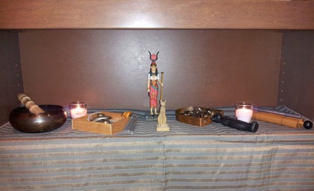 576655_10151637477898934_751087787_n