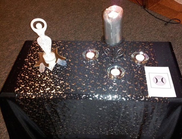 602333_10151637477523934_1905857458_n